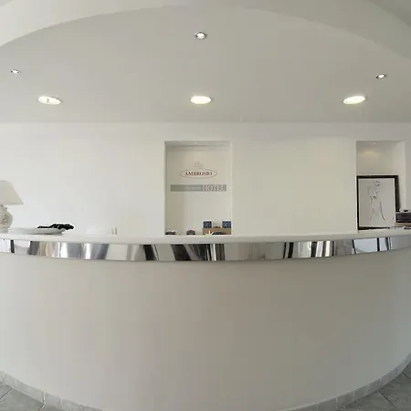 Ambrosio La Corte 3*