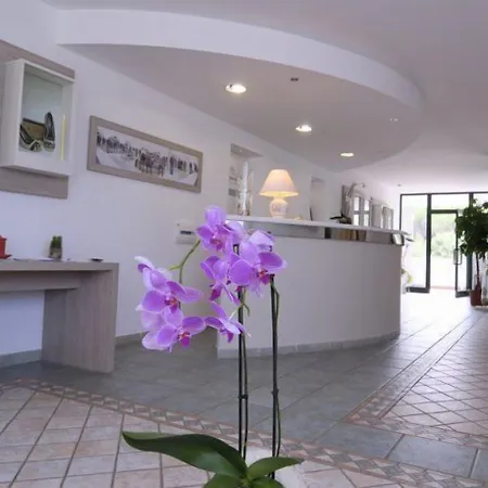 Ambrosio La Corte Hotel