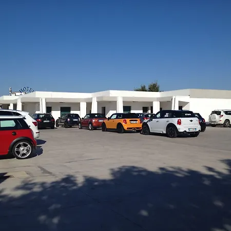 Hotel Ambrosio La Corte 3*