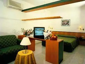 Hotel Ambrosio La Corte 3*