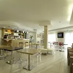 La Corte فندق