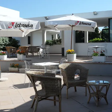 Ambrosio La Corte 3*