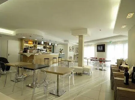 Hotel Ambrosio La Corte 3*